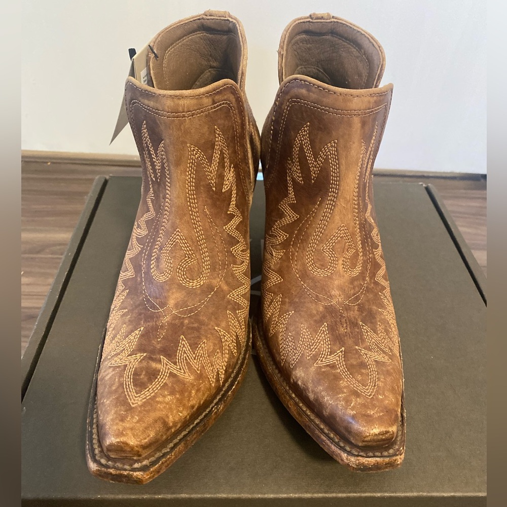 NWT! Ariat Dixon Brown Western Boots - Size 7.5 - Picture 3 of 10